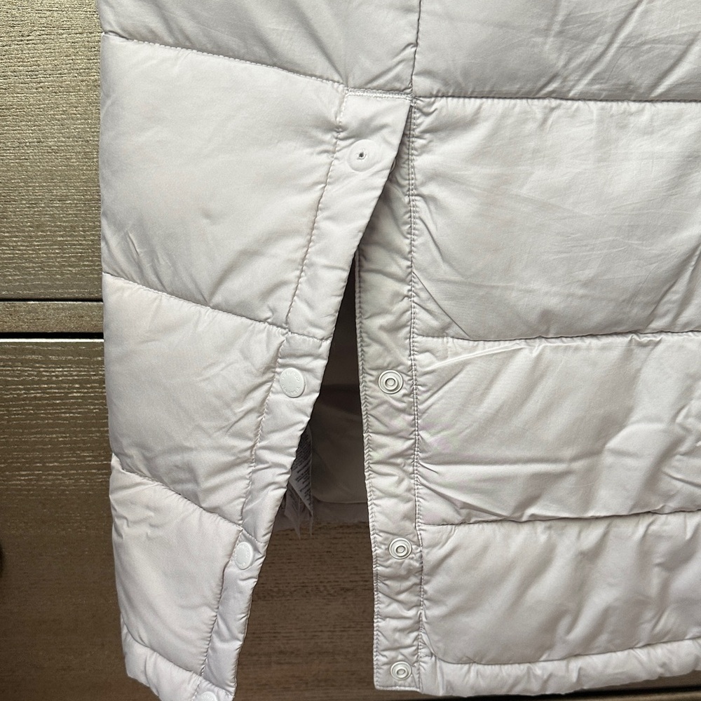 Columbia Women's Pike Lake Long Beige Puffer Vest - Picture 4 of 6